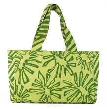 Load image into Gallery viewer, "Paradise" Skat Bag
